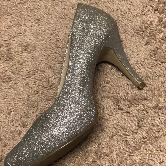 Madden girl size 10 - Picture 2 of 2